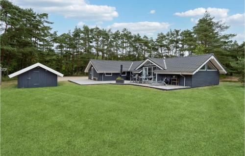 Stunning Home In Blvand With 3 Bedrooms, Sauna And Wifi