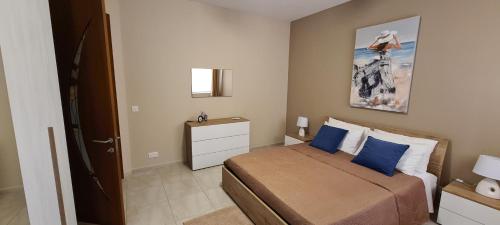 Large Apartment in Marsascala. sleeps 6, Marsaskala (zdjęcie 8)