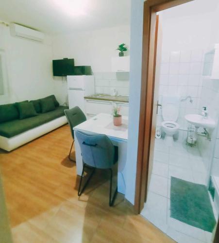 Apartments Jagoda, Split (photo 8)