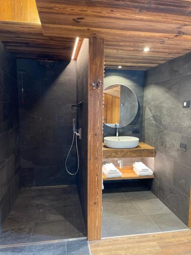 Hotel Piccolo Tibet - image 7