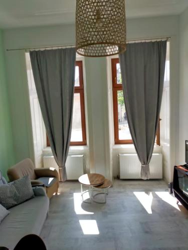 Casa Thaja Centru