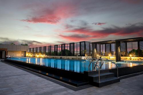 Swimming pool, Holiday Inn Lucknow Airport By IHG in Badali Kheda