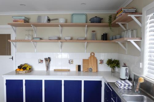 The Lazy Fig - Ocean Views, Orchard & Pizza Oven in Primrose Sands