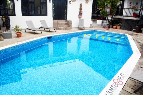 Swimming pool, Hotel Posada El Rey Sol in Ensenada