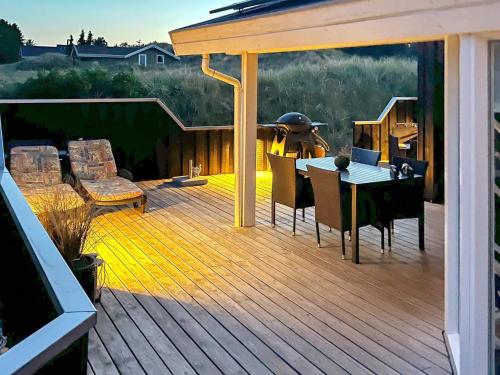  9 person holiday home in Blokhus-By Traum in Blokhus