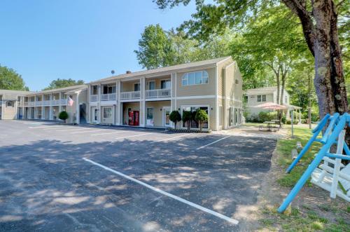 Buitenkant, Classic Inn in Saco