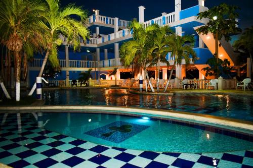 Exterior view, Hotel Isla Magica in Covenas