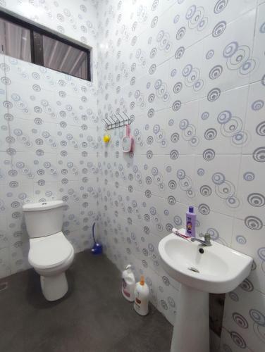 NikNa Homestay Batu Rakit - WIFI