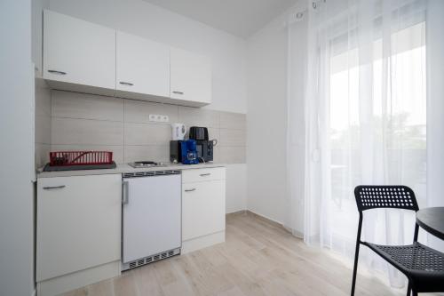 Apartments with parking space Vir - 12692 - image 5