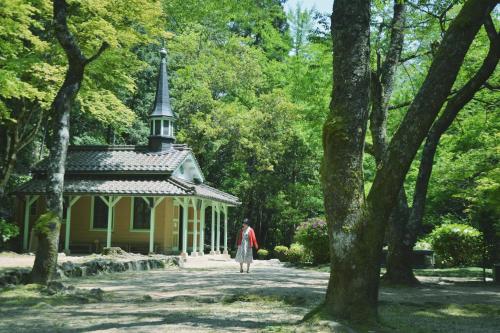 野窓 Nomadノマド Tsuwano GuestHouse & Cafe Lounge