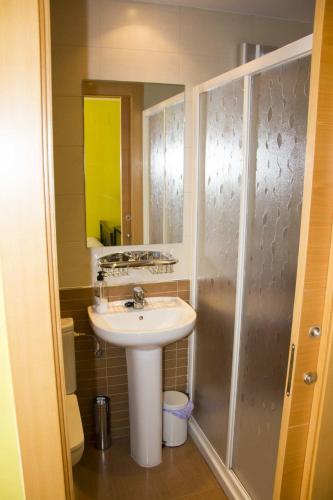 Fürdőszoba, Rincon de Gala in Soria