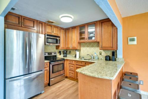 Florida Escape with Pool, Near Beaches and Kayaking! in Daytona Beach, USA