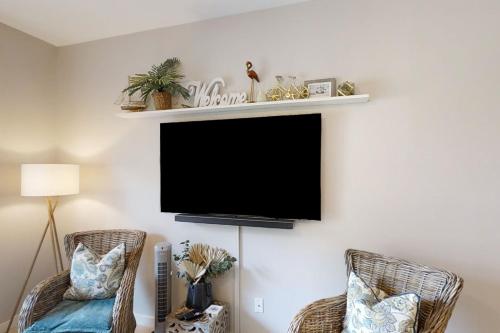 3055 Sea Marsh Road in Fernandina Beach, USA