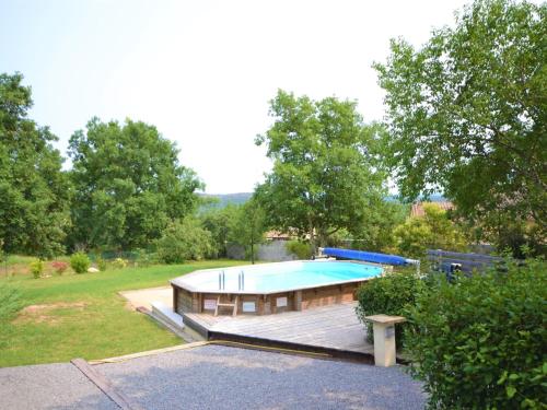 Alluring Holiday Home in Largenti re with Pool