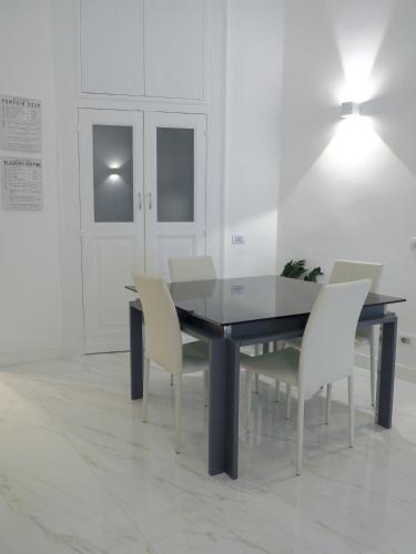 SANTACROCE8 in Торре дель Греко