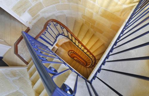 The Originals Boutique Hôtel La Tour Intendance Bordeaux (Qualys-Hotel) - image 2