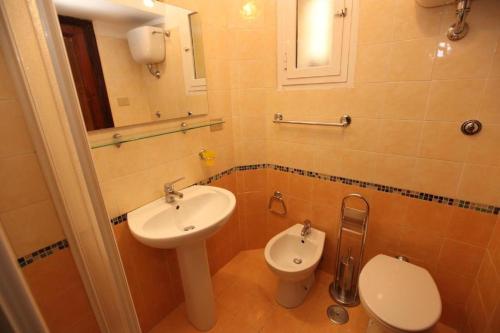 Roma family apartment, Rzym (zdjęcie 8)