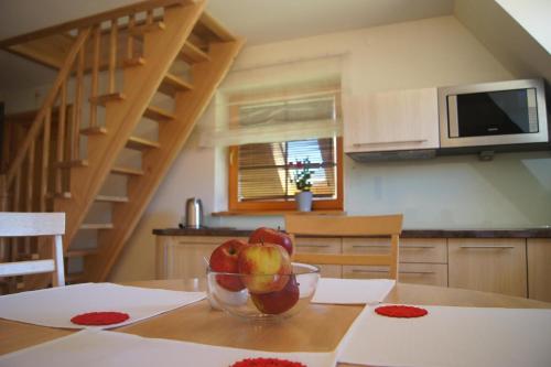 Two-Bedroom Apartment with Mountain View image 9