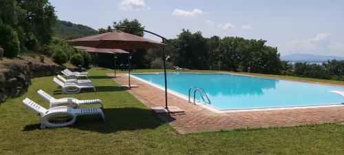 Casale sul Lago Trasimeno