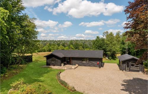 Lovely Home In Randbl With Kitchen