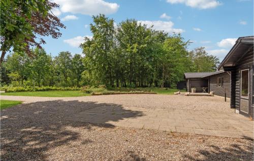 Lovely Home In Randbl With Kitchen