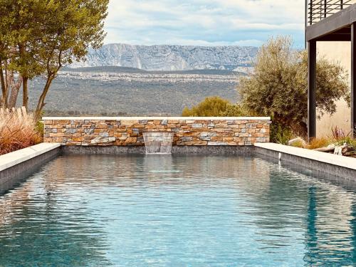 Alex Lodge Sud Bastide Sainte Victoire 10 min Aix 25 min Cassis gîte à louer Fuveau