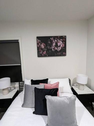 2BR house close 2 melb airport