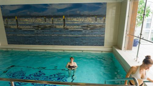 Swimming pool, Hotels Haus Waterkant & Strandvilla Eils in Norderney