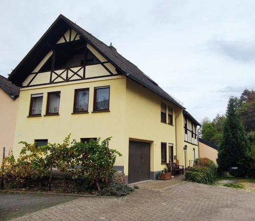 Ferienhaus am Marktplatz - Apartment - Oberheimbach