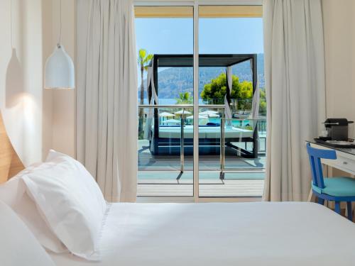 Boutique Hotel H10 Blue Mar - Adults Only - image 5