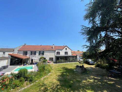 La demeure de Liers BnB Vert-le-Grand