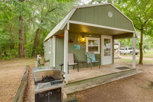 Emory Studio Cabin w/ Lake Fork Boat Access! in Emory (TX)