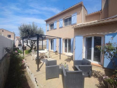 Villa Avec Terasse Proche Littoral Corniche Balaguier Quartier Calme - Location saisonnière - La Seyne-sur-Mer