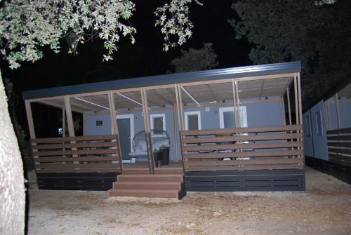 Lily D, Pakoštane (Poschiane) (foto 2)
