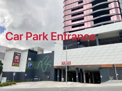 Exterior view, Sky Garden On The Glen in Glen Waverley
