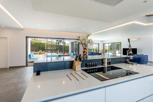 Kitchen, Villa Vogue by Indigo in Estombar