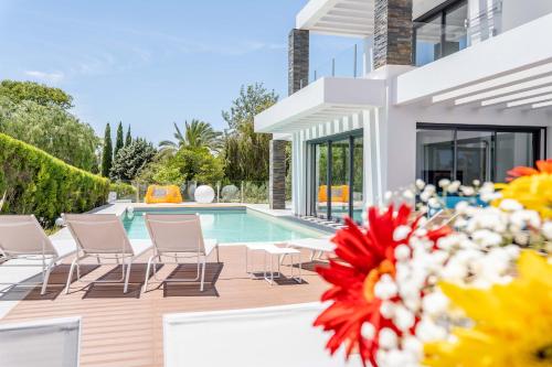 Garden, Villa Vogue by Indigo in Estombar