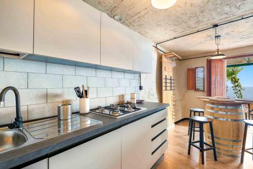 Casa Luciana, TerreMarine, Trekking and Nature in Campiglia