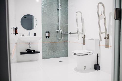 Next Level Premium Hotels - image 5