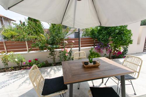Facilities, Mary‘s Apartments in Ammoudia