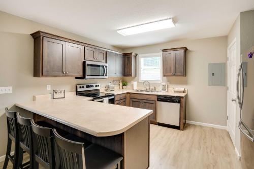 Vacation Rental Near Kentucky Lake - Pet Friendly! in Aurora, USA