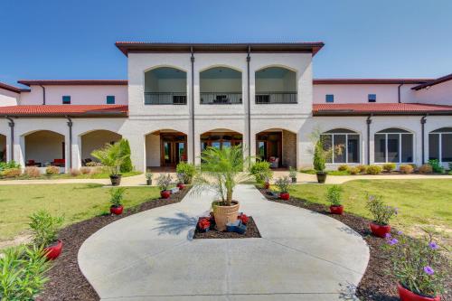 Loretto Vacation Rental 7 Mi to State Park! in Lawrenceburg