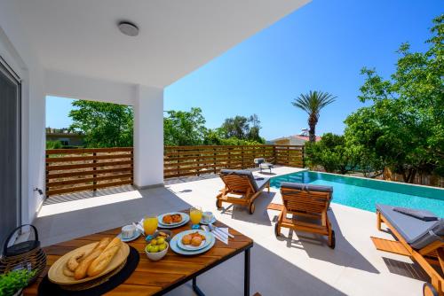 Aelia Luxury Villa – khách sạn tại Kamiros