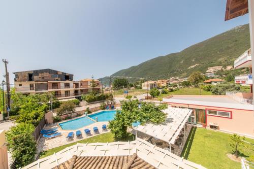 Kalias Hotel - image 8
