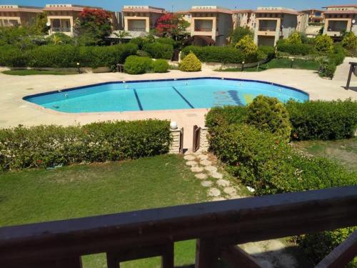 4 bedroom Villa with private terrace, pool, and garden