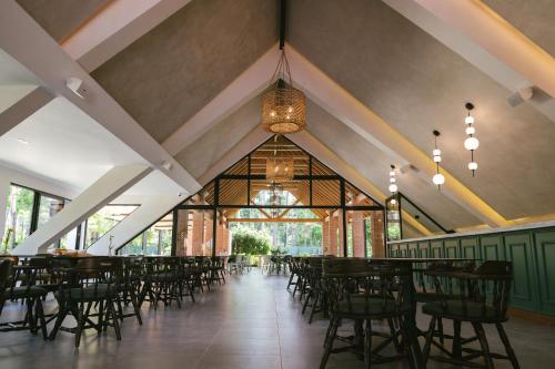 Restaurant, Hotel Pinar Dorado By Hotel Gran Jimenoa in Jarabacoa