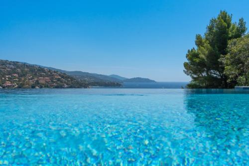 Villa Seaside avec piscine à 5 min à pied de la plage Saint Clair - Location, gîte - Le Lavandou