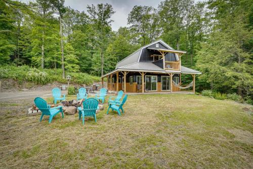 Secluded Marathon Hideaway with Fire Pit and Views!