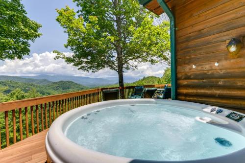 Almond Vacation Rental with Mountain Views! near Cherokee Bear Zoo