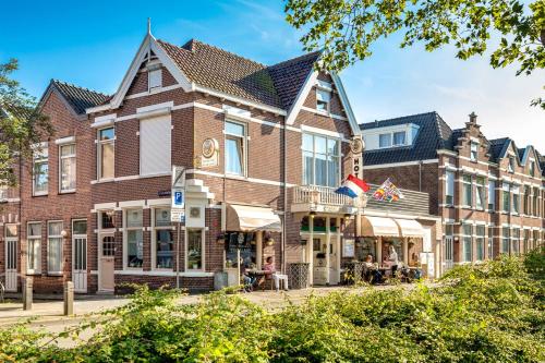 . Hotel Stad en Land